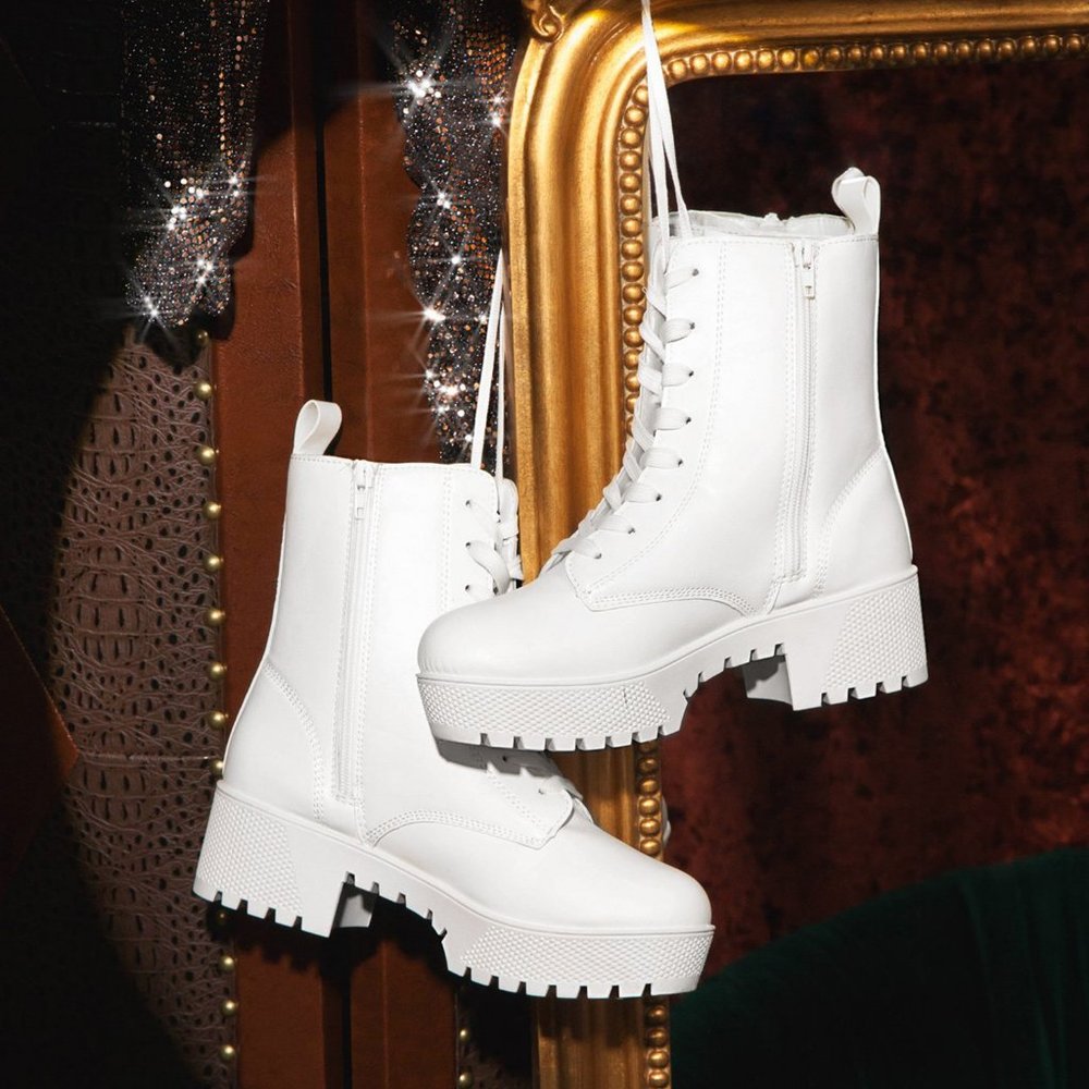 NEW🔥 White Round Toe Lace-Up Combat Boots Lug Sole Platform Block Heel w/Zipper - Picture 2 of 7